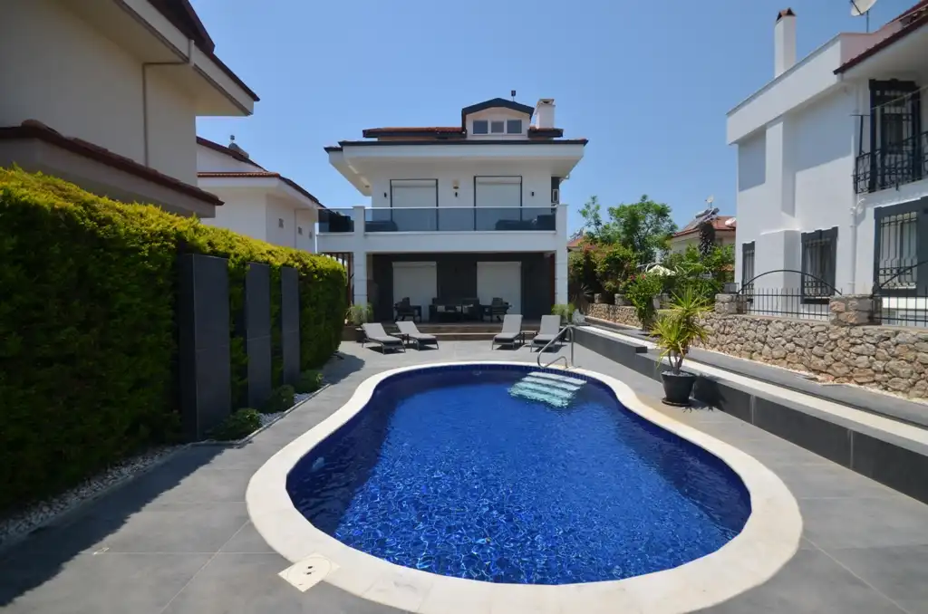 Изображение Уютная вилла 3+1 для любителей комфорта, в Фетхие